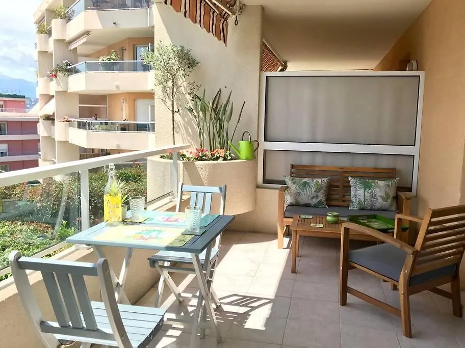 Nice Ouest- Studio Vue Mer Garage Piscine Wifi