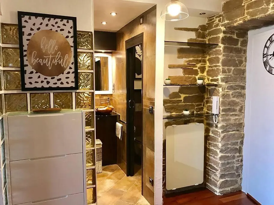 Nice Ouest- Studio Vue Mer Garage Piscine Wifi 아파트
